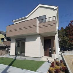 兵庫県三木市岩宮