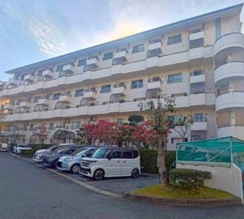 研究学園６団地530号棟