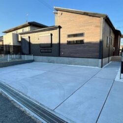 兵庫県三木市緑が丘町東1丁目